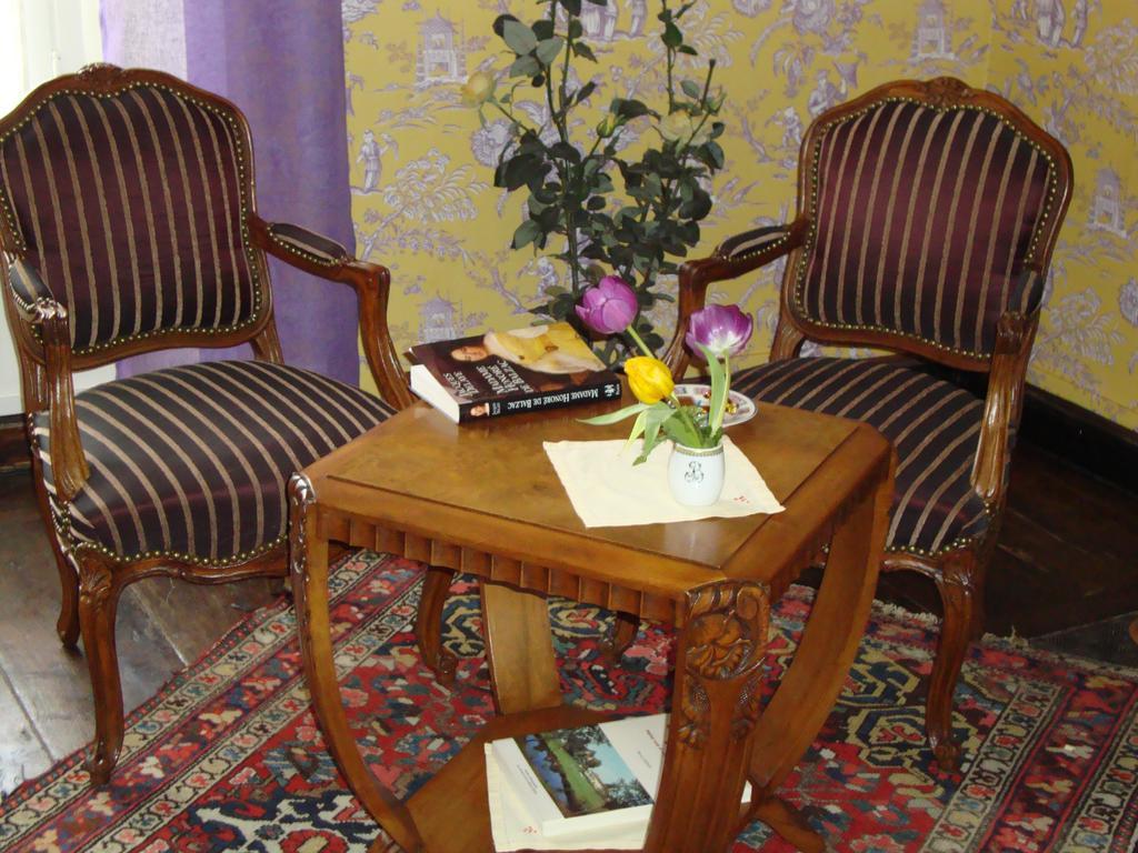 Domaine De La Dame De Lauriere Bed & Breakfast Solignac ภายนอก รูปภาพ