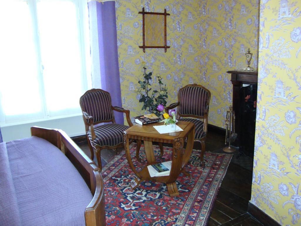 Domaine De La Dame De Lauriere Bed & Breakfast Solignac ห้อง รูปภาพ